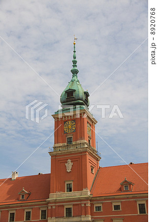 時計台　（ポーランド・ワルシャワの王宮） 8920768