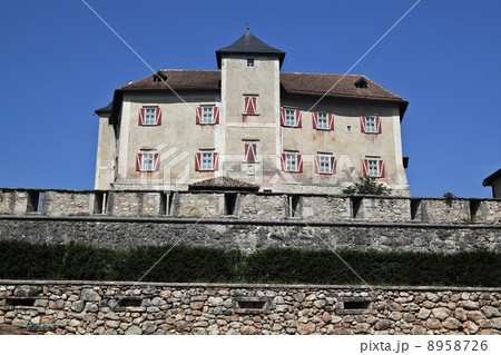 castel thun 8958726