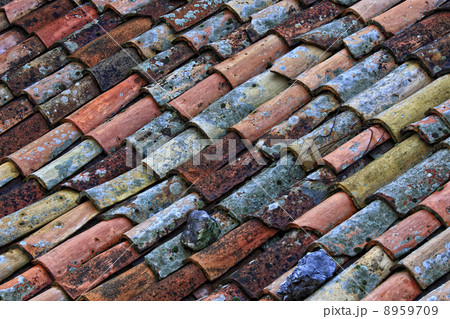 old roof tile 8959709
