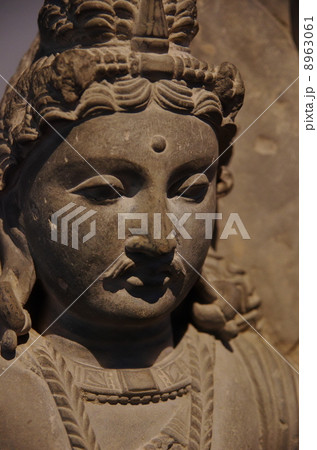 菩薩像／ガンダーラ仏 8963061