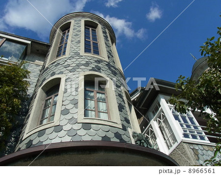 うろこの家 8966561