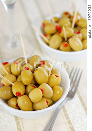 Olives, close-up 8970033