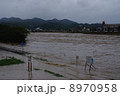 川の氾濫 8970958