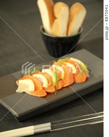 和のオードブルランチ サーモンマリネ 和のオードブルランチ サーモンマリネ 8975041