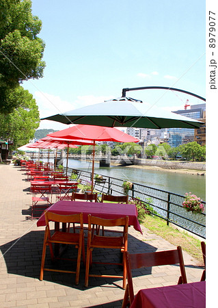 オープンカフェ 8979077