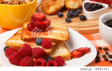 breakfast breakfast 8982337
