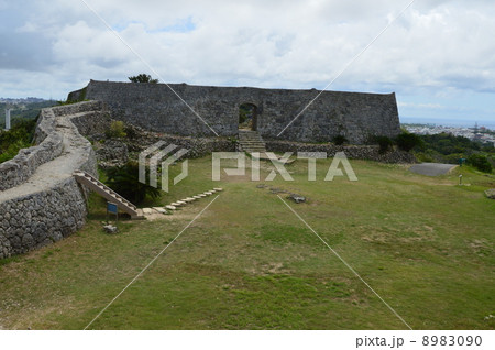 世界遺産 中城城跡の「一の郭」（沖縄県中頭郡北中城村･中城村） 8983090