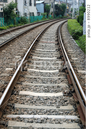 電車のレール 8990212