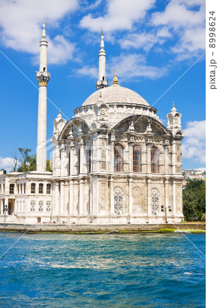 Ortakoy Mosque 8998624