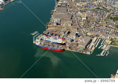 尾道の造船所を空撮 8998709