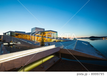 Oslo Opera House Oslo Opera House 8999795