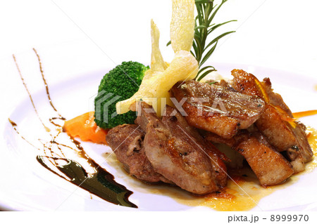 Gourmet grilled Duck steak 8999970