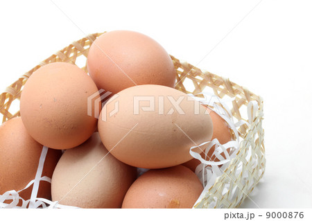 egg in a basket egg in a basket 9000876
