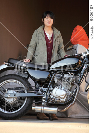 女性ライダー 9006487