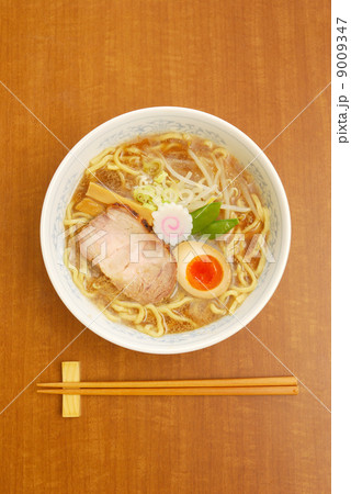 豚骨醤油ラーメン 9009347