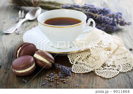 Macarons with lavender cream. 9011868