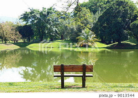 chair at lake 9013544