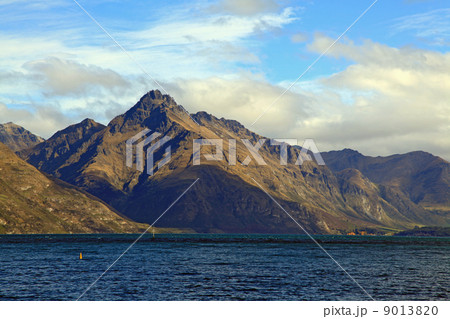 Lake Mountain Queenstown New Zealand Lake Mountain Queenstown New Zealand 9013820
