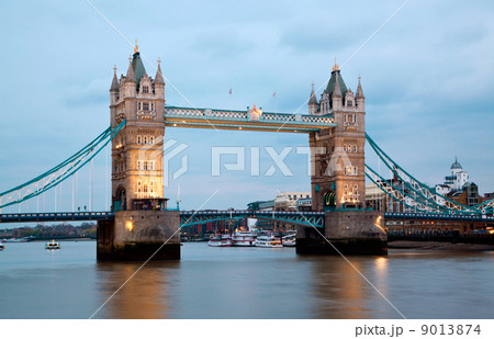 London Tower Bridge 9013874