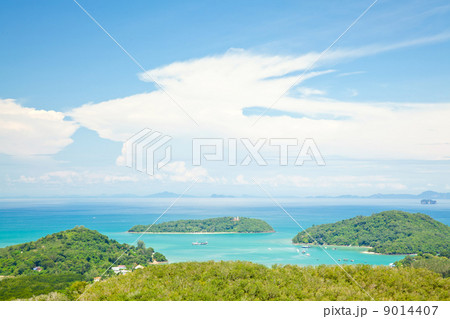 Aerial landscape of phuket tropical beach 9014407