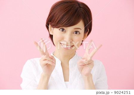 女性(ピンクバック) 女性(ピンクバック) 9024251