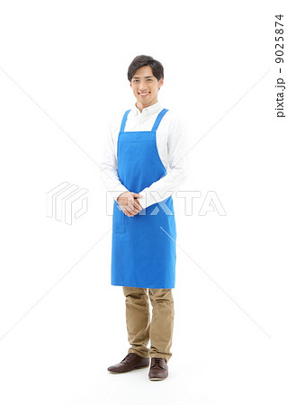 エプロンをした男性 9025874
