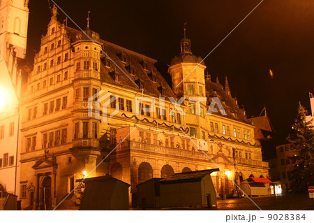 ローテンブルクの市庁舎 9028384