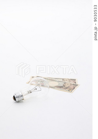 お金と電球 お金と電球 9030533