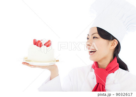 ケーキを持った女性 ケーキを持った女性 9032617