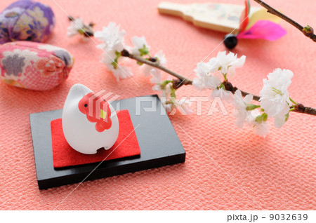 干支の置物　酉年 9032639