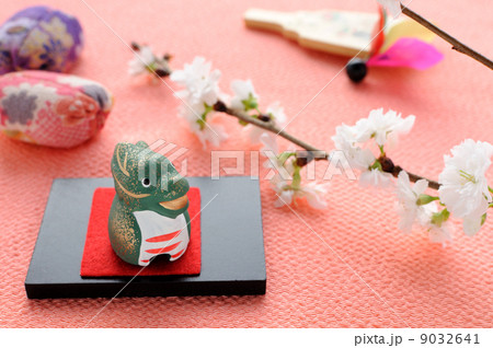 干支の置物　辰年　 9032641