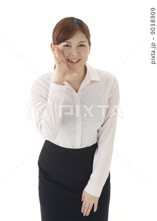 声をかける女性 声をかける女性 9038909