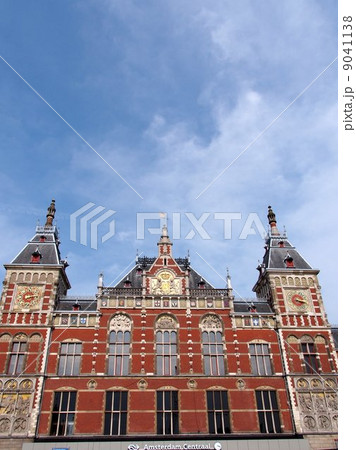 オランダ　アムステルダム駅 9041138