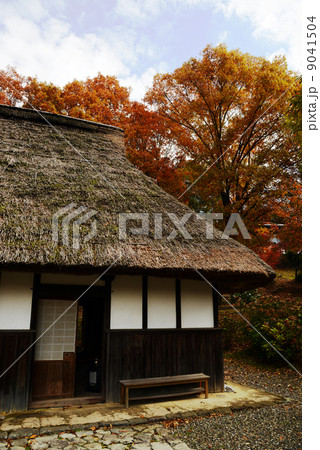 茅葺屋根 茅葺屋根 9041504