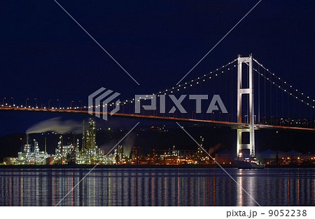 工場群の夜景 9052238