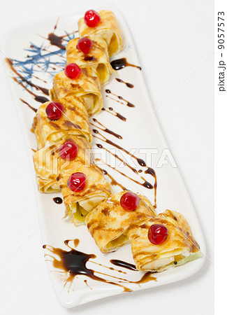 fruit sushi rolls 9057573