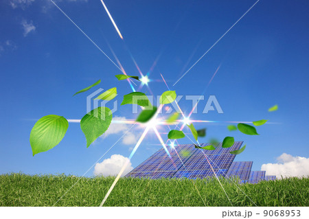 草原と太陽光発電 9068953
