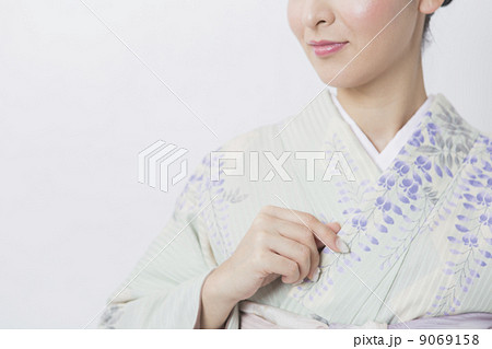 着物の若い女性 着物の若い女性 9069158