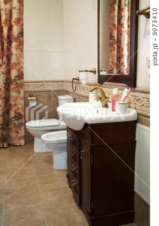 Toilet bowl, bidet and sink 9073410