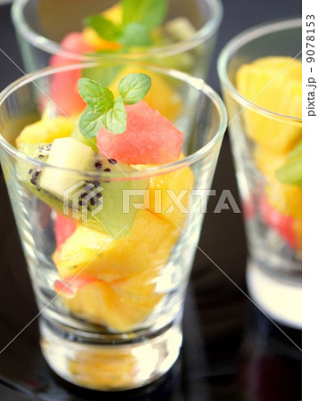 フルーツカクテル (縦画像) フルーツカクテル (縦画像) 9078153