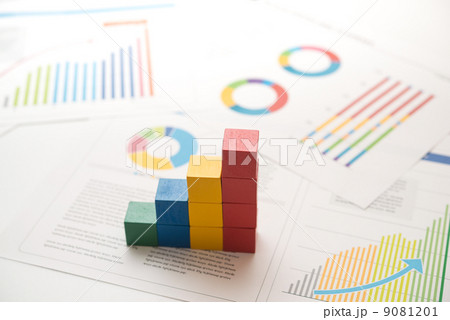 資料とグラフ 9081201