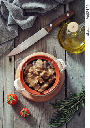 Goulash in a ceramic pot Goulash in a ceramic pot 9082136