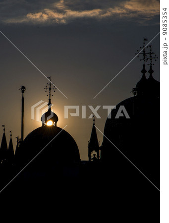 サンマルコ広場の夕陽 9085354