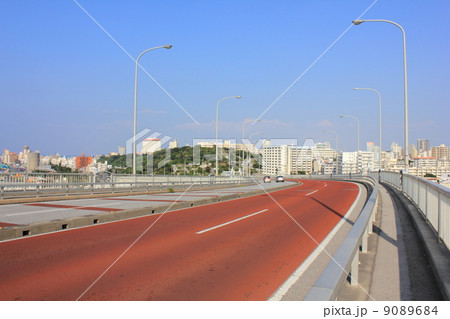 那覇　泊大橋 9089684