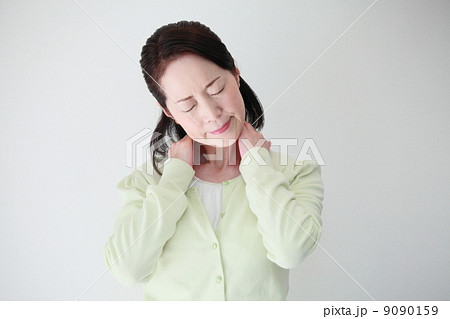 シニア　肩こり 9090159