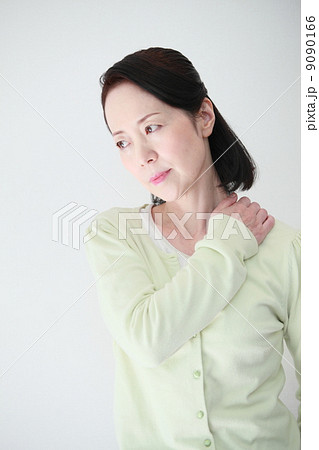 シニア　肩こり 9090166