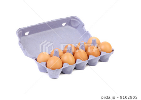 Brown eggs in egg box. 9102905