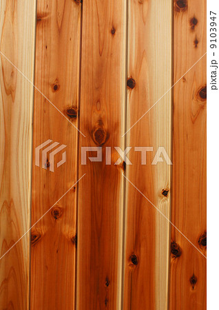 板の木目 9103947