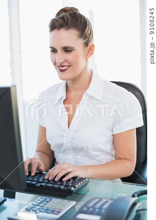 9108245
