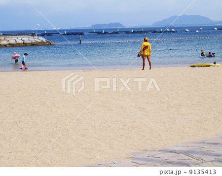 ライフセーバーと海 ライフセーバーと海 9135413